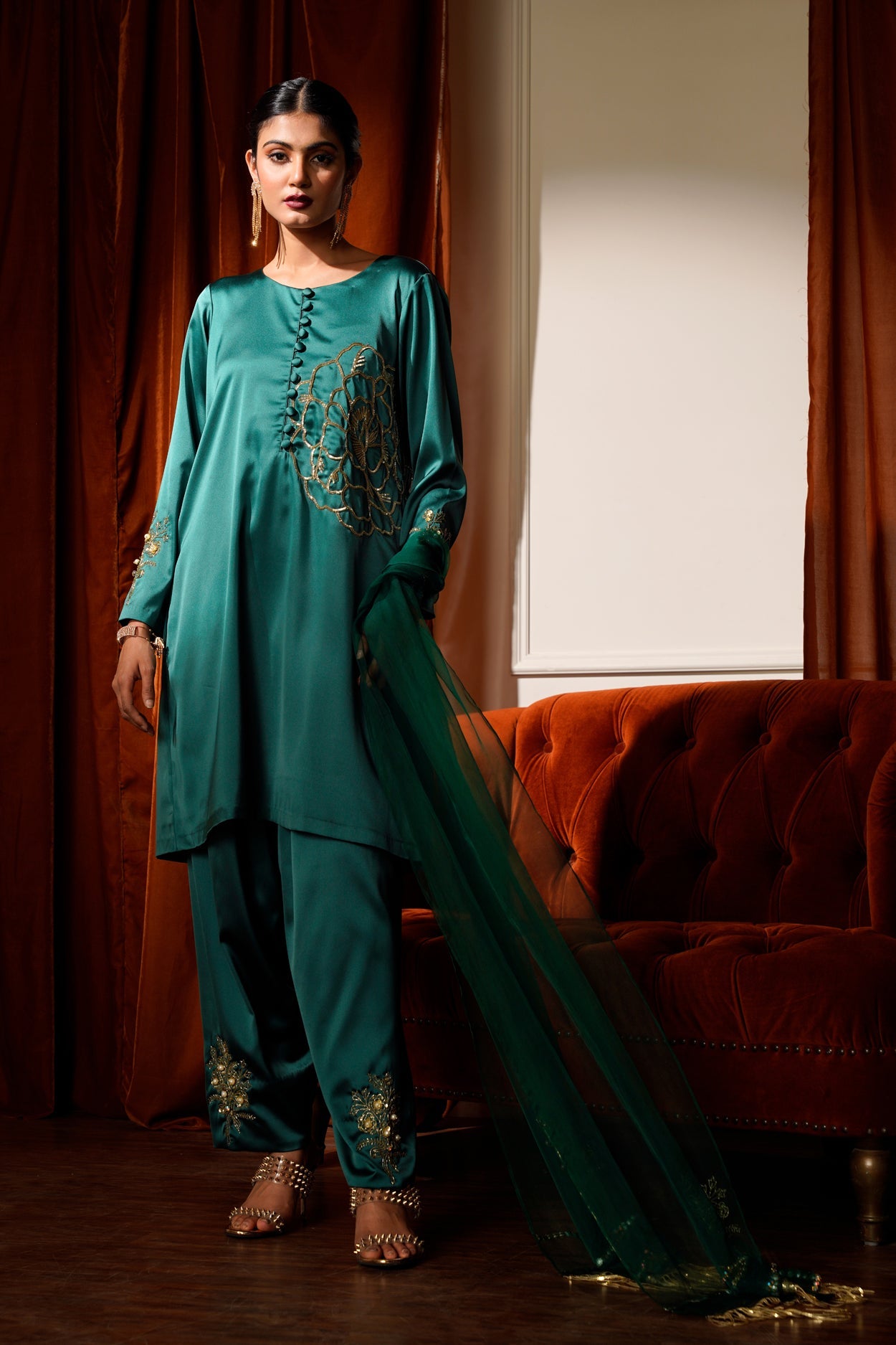 Suraiya Suit Set