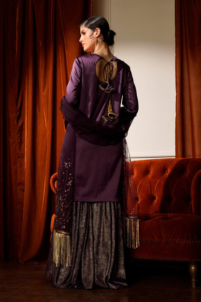 Begum Suit Set